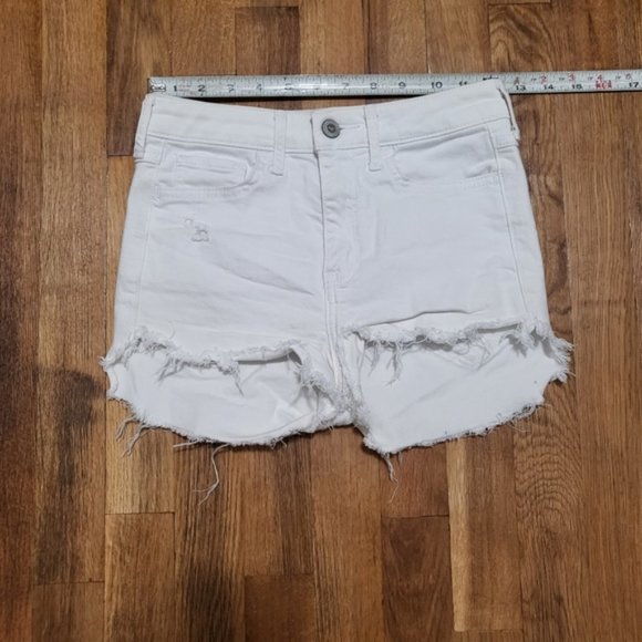 2/$15 HOLLISTER HIGH RISE SUPER SKINNY SHORTS - Picture 5 of 11